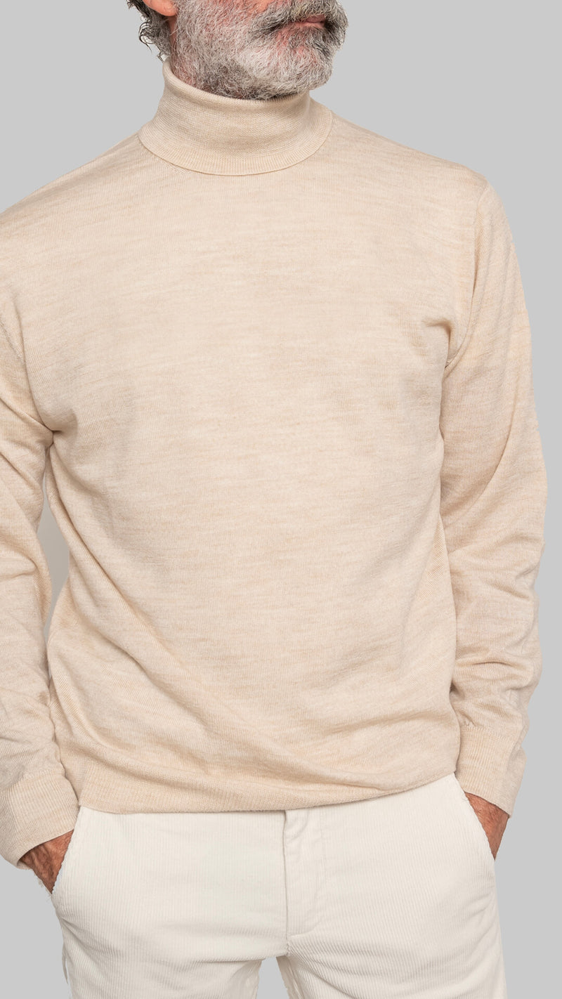 Jersey cuello cisne merino beige