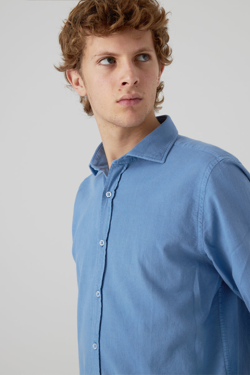 100% cotton shirt with classic collar 