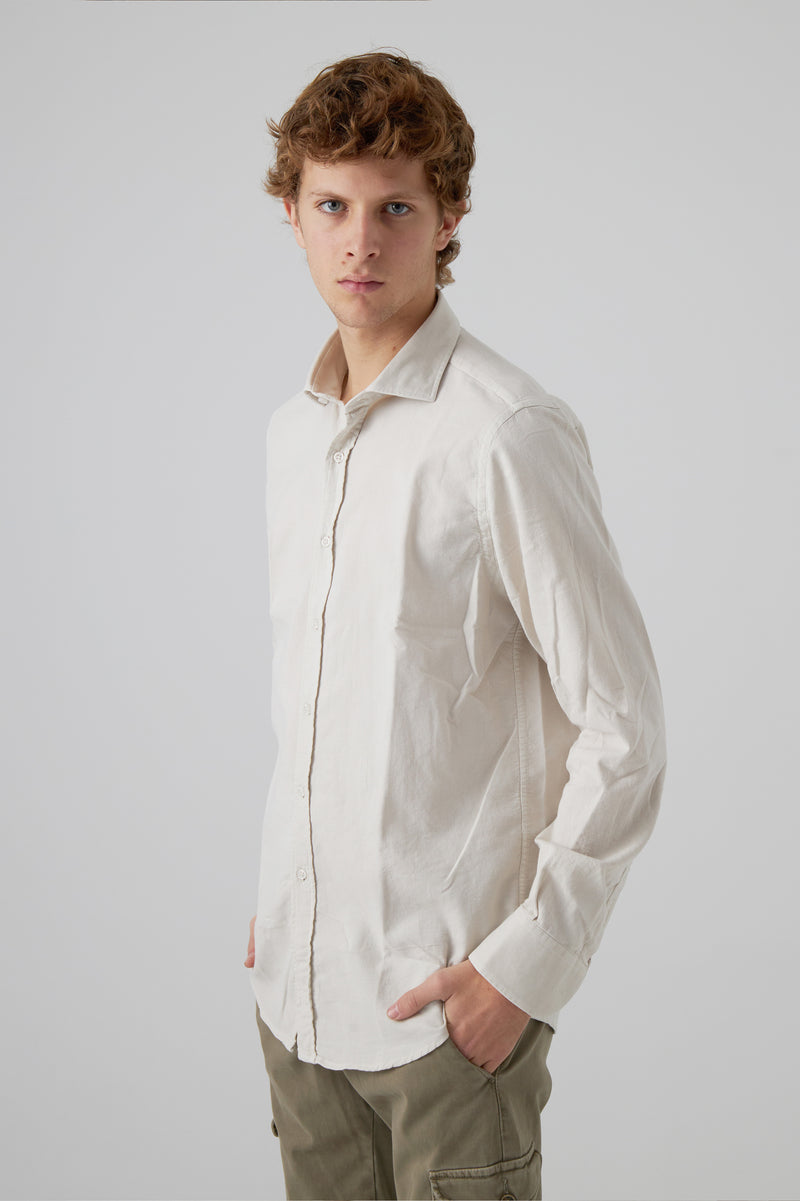 100% cotton shirt with classic collar 